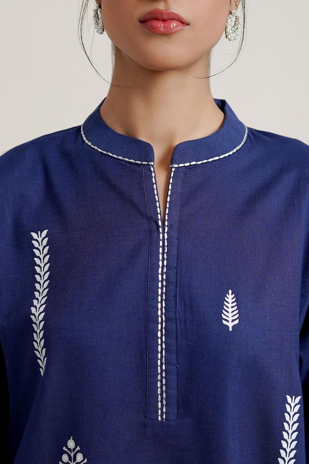 Cross Slub Block Print Shirt And Dyed Trouser