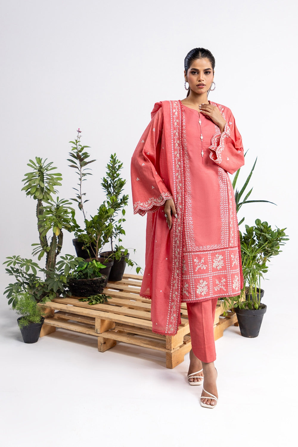 3 Piece Embroidered Cross Slub Suit