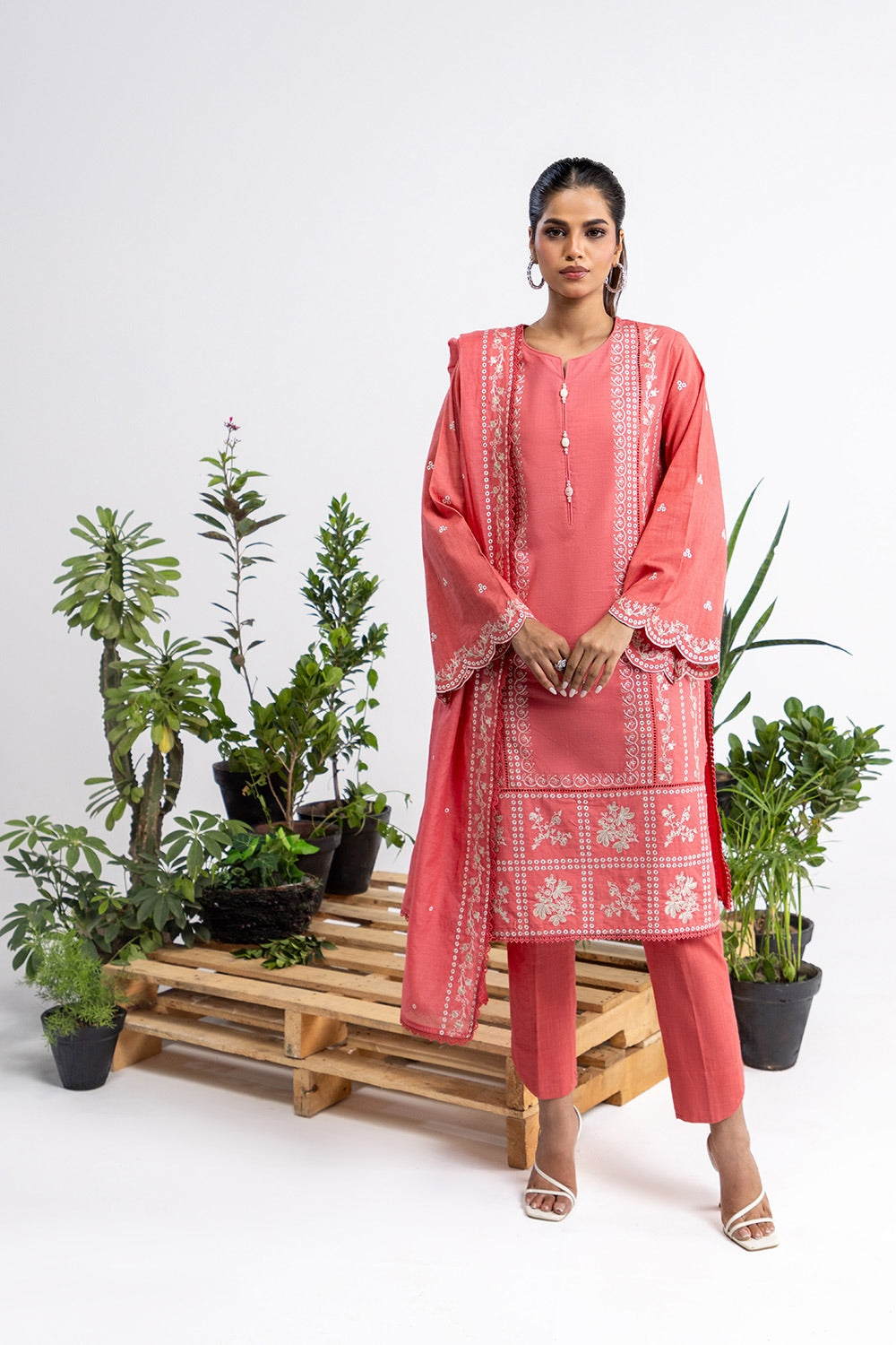 3 Piece Embroidered Cross Slub Suit