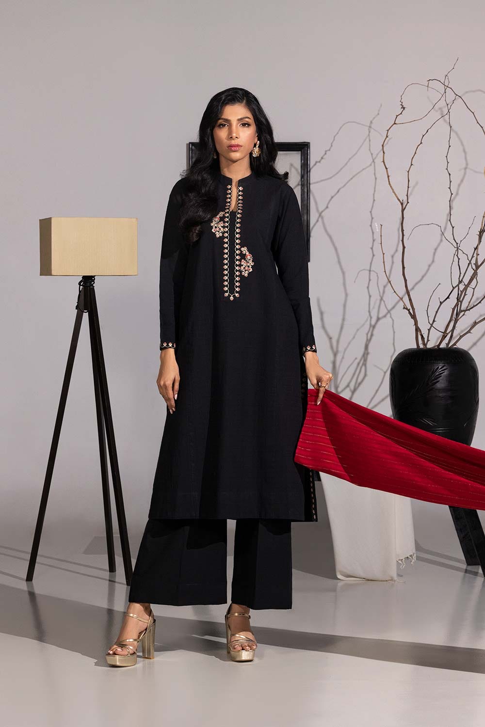 Dobby Embroidered Shirt And Trouser