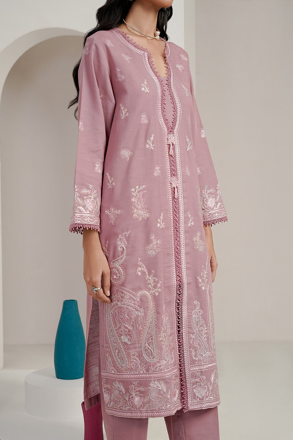 3PC Khaddar Embroidered Suit