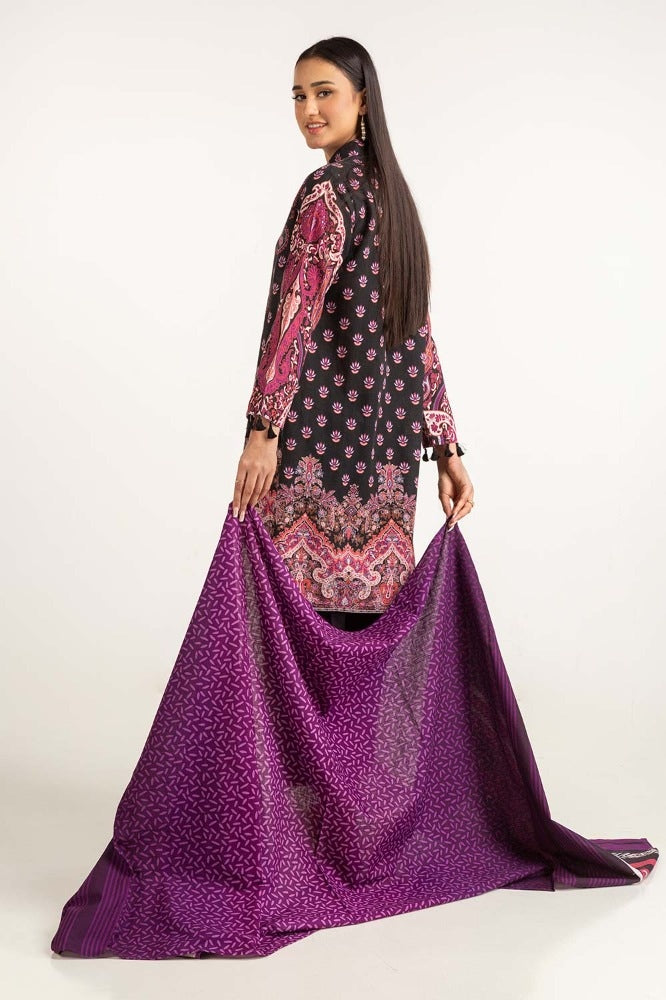 Digital Print Khaddar Suit