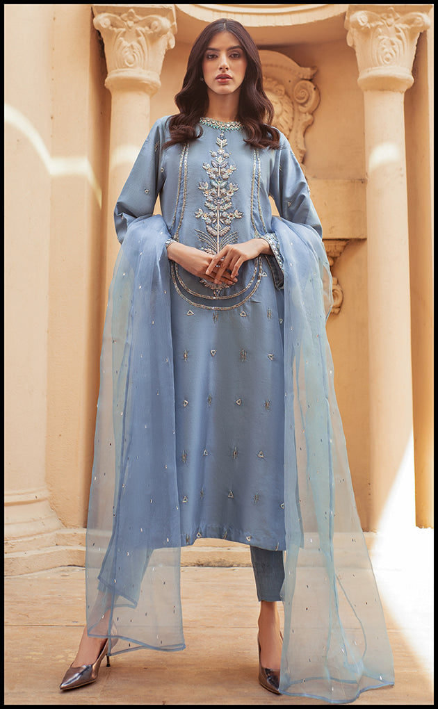 https://cdn.shopify.com/s/files/1/0560/5431/7229/products/iris-blue-luxury-251244.jpg?v=1664398093