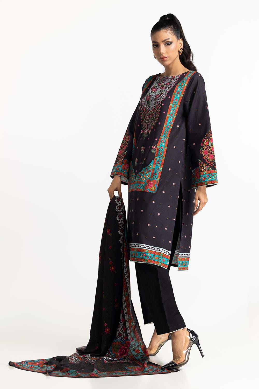 3 Piece Khaddar Printed Suit
