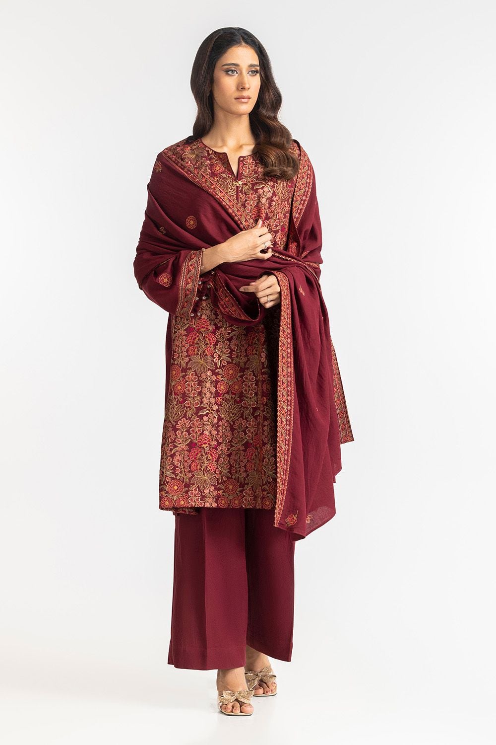 3 Piece Karandi Embroidered Suit