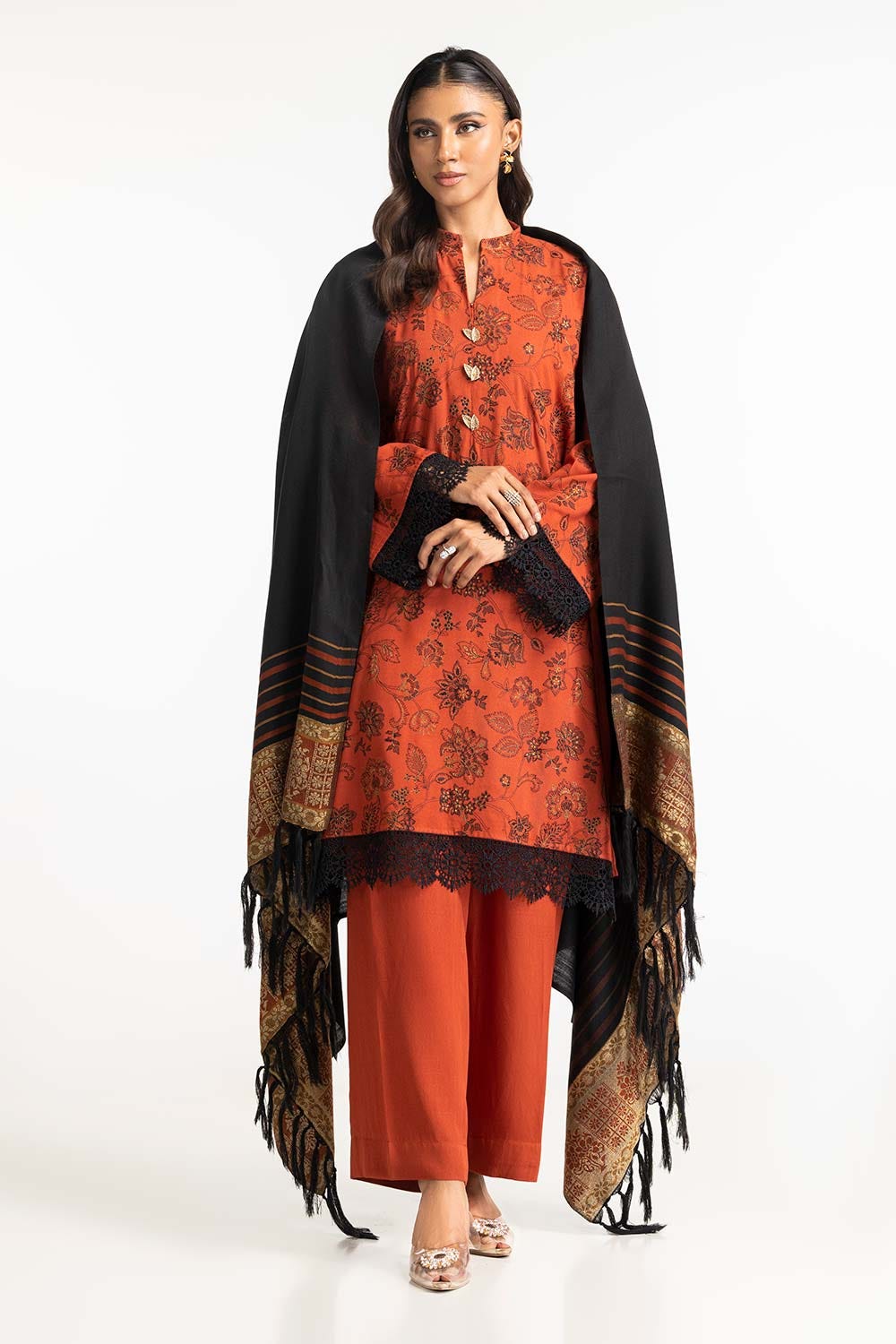 3 Piece Karandi Embroidered Suit