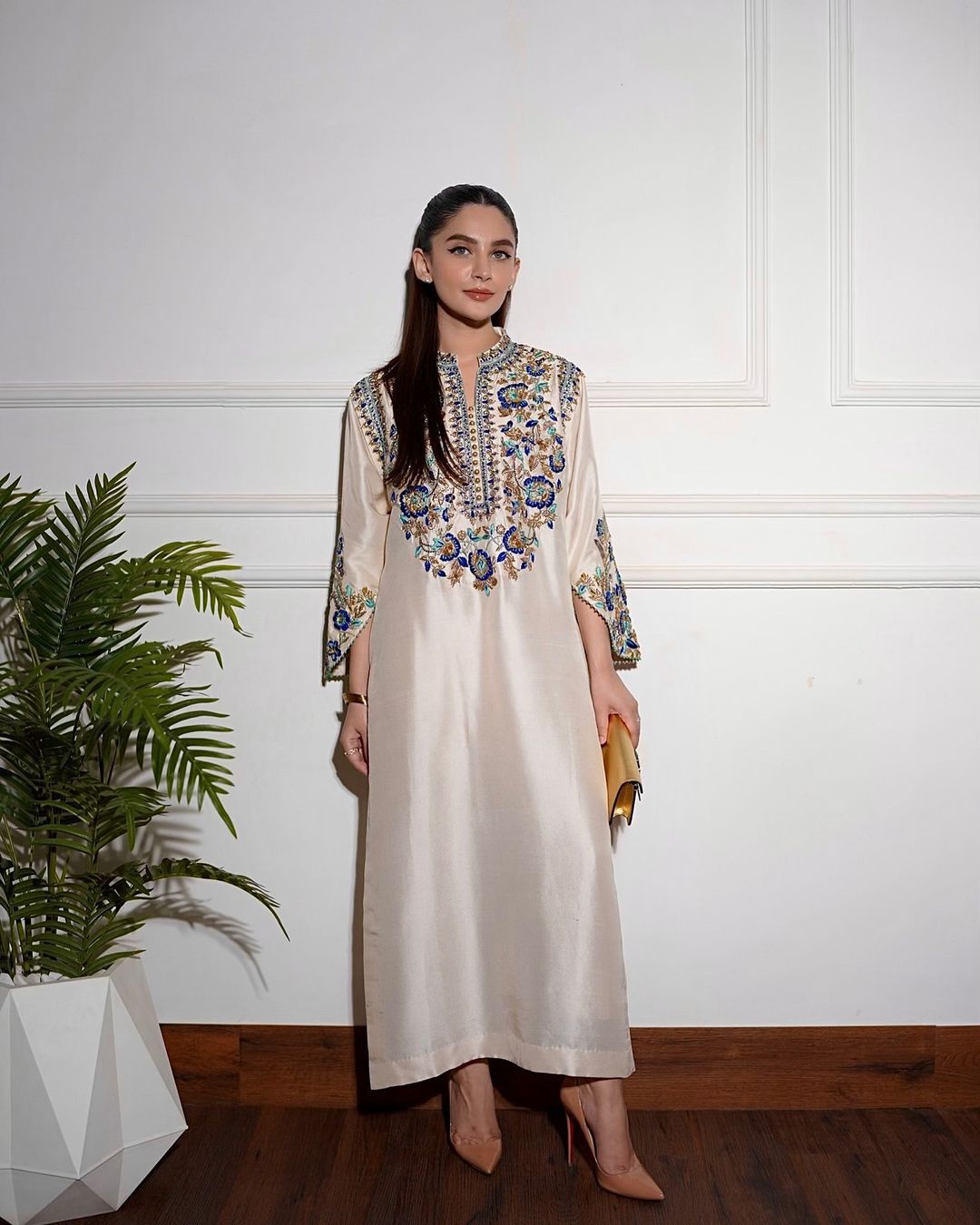 Ivories-Festive wear'25