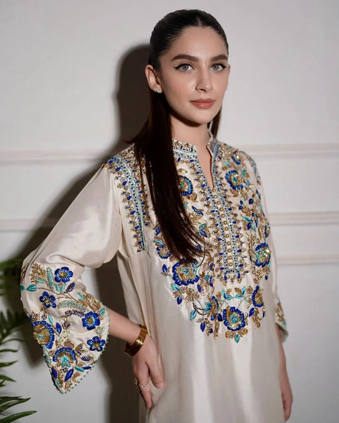 Ivories-Festive wear'25