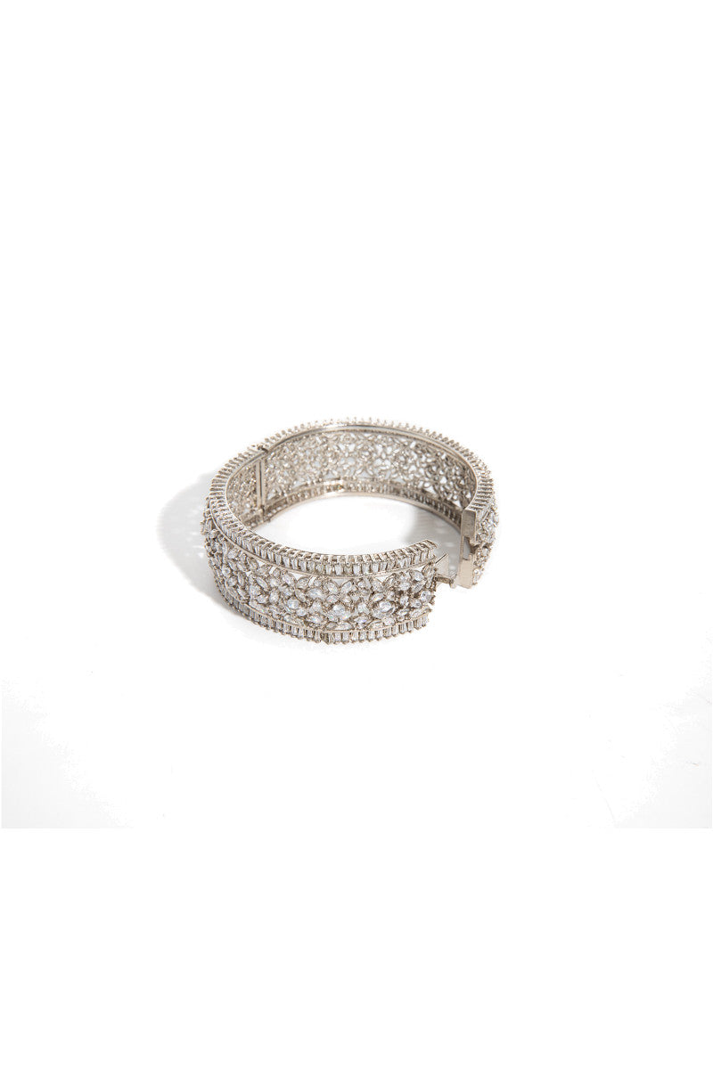 Jbn-008 White Zircon