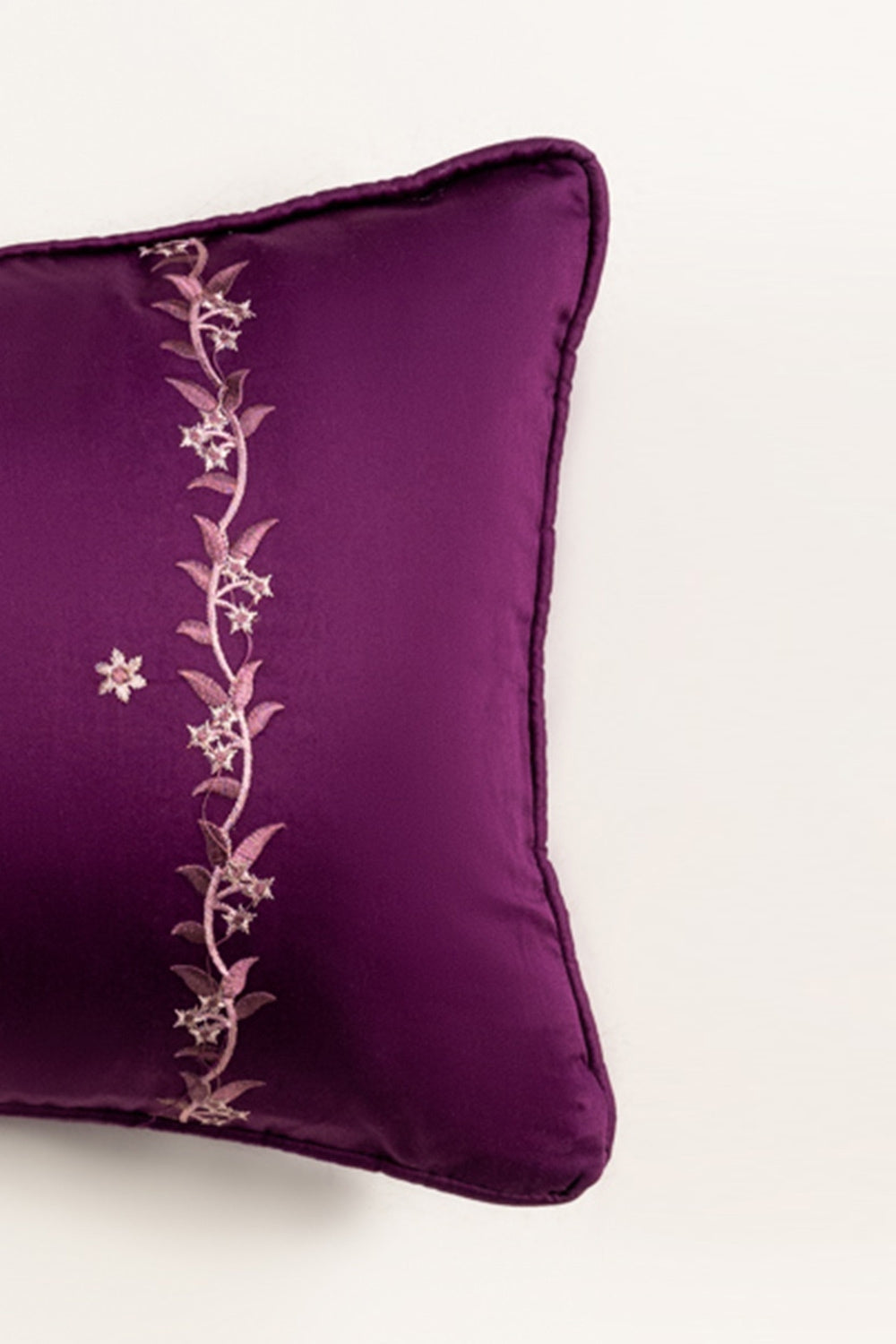 Jewel T-400 Embroidered Deck Cushion Cover