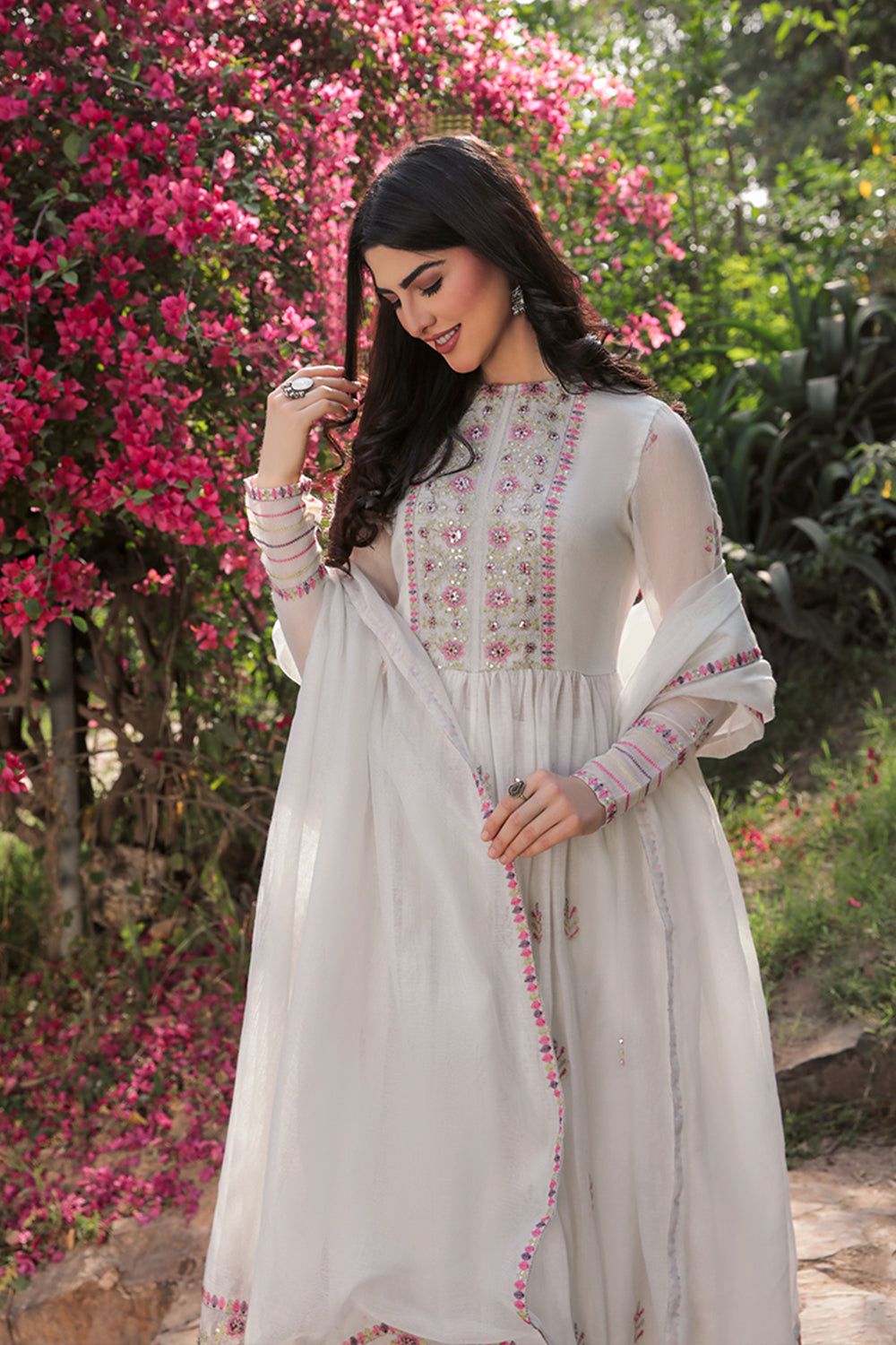 https://cdn.shopify.com/s/files/1/0533/2910/0998/products/jkjj.jpg?v=1649669203