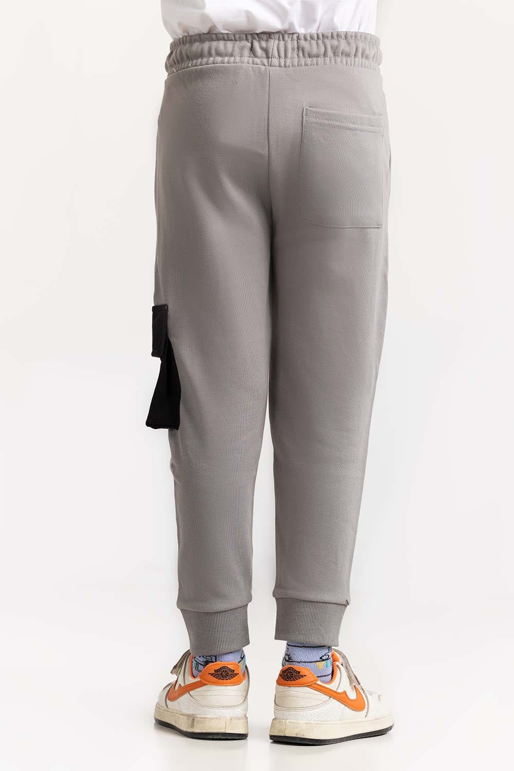 https://cdn.shopify.com/s/files/1/0706/3253/8159/files/junior_boys_grey_trouser_224-320-003_3.jpg?v=1758454853