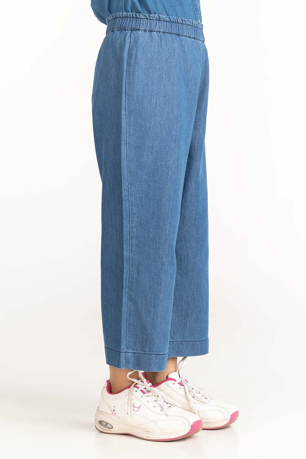 https://cdn.shopify.com/s/files/1/0706/3253/8159/files/junior_girl_blue_trouser_231-420-213_3.jpg?v=1758455018