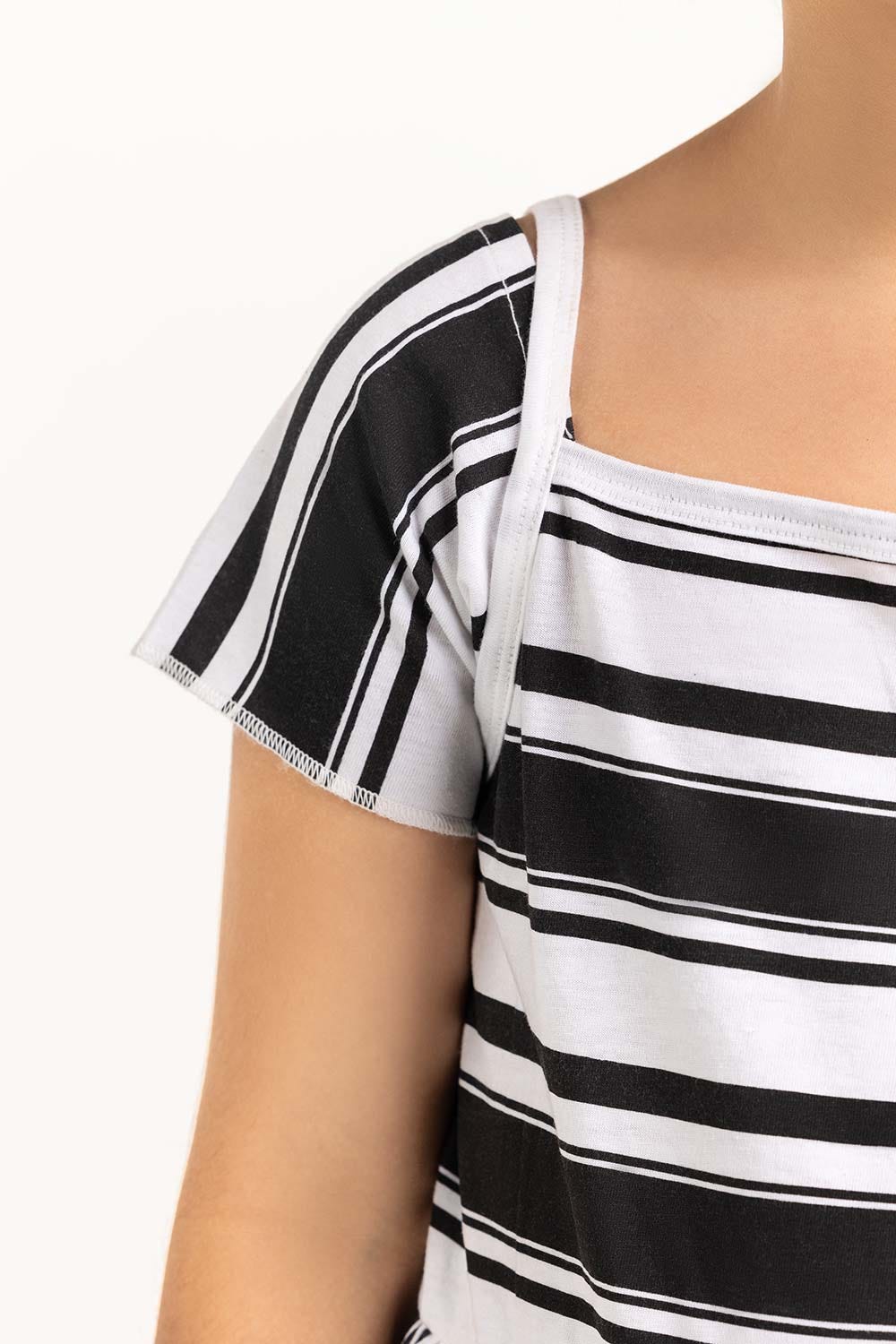 Junior Girl White And Black Dress