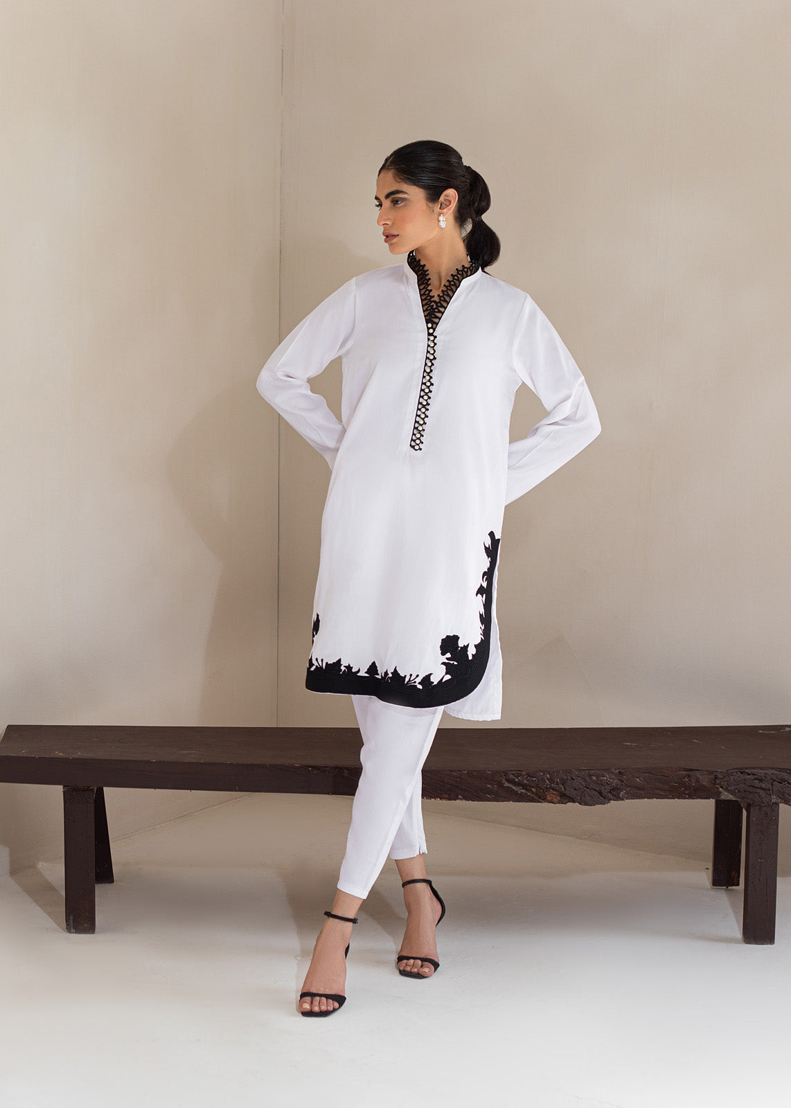 https://cdn.shopify.com/s/files/1/0412/9311/9639/products/kayra5.jpg?v=1755496417