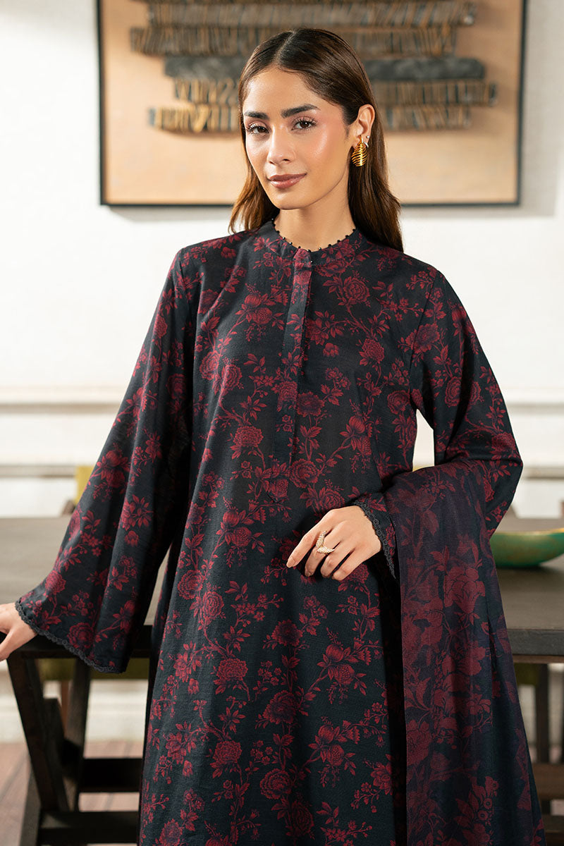 https://cdn.shopify.com/s/files/1/0178/4492/8612/files/khaddar_0005_DSC00192.jpg?v=1761133391