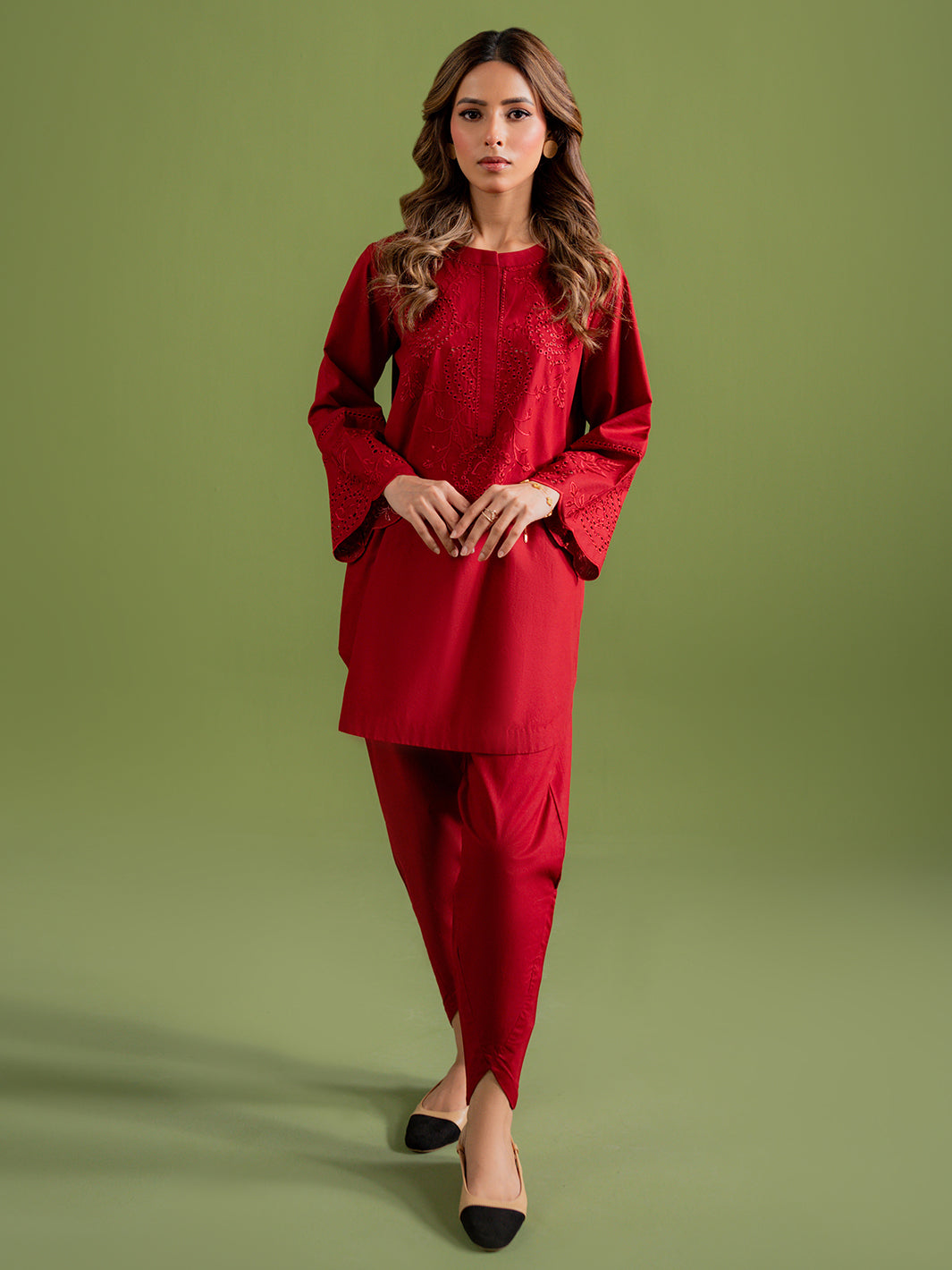 Rouge- Sld17-25 - 2Pc Embroidered Set