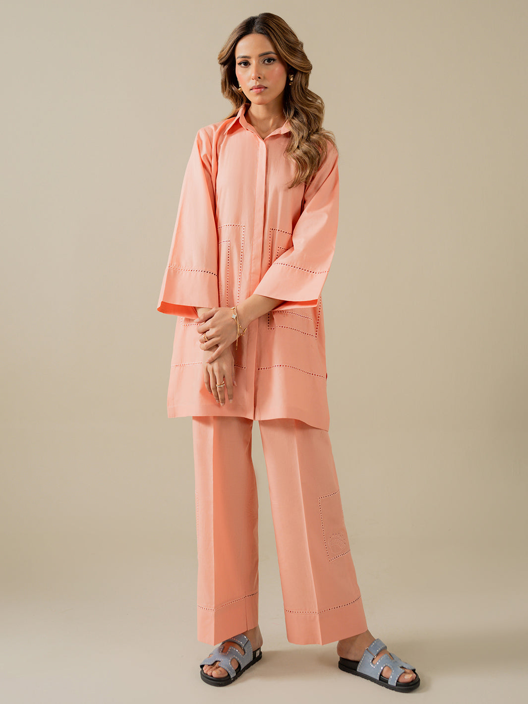 Coral - Sld24-25 - 2Pc Embroidered Set
