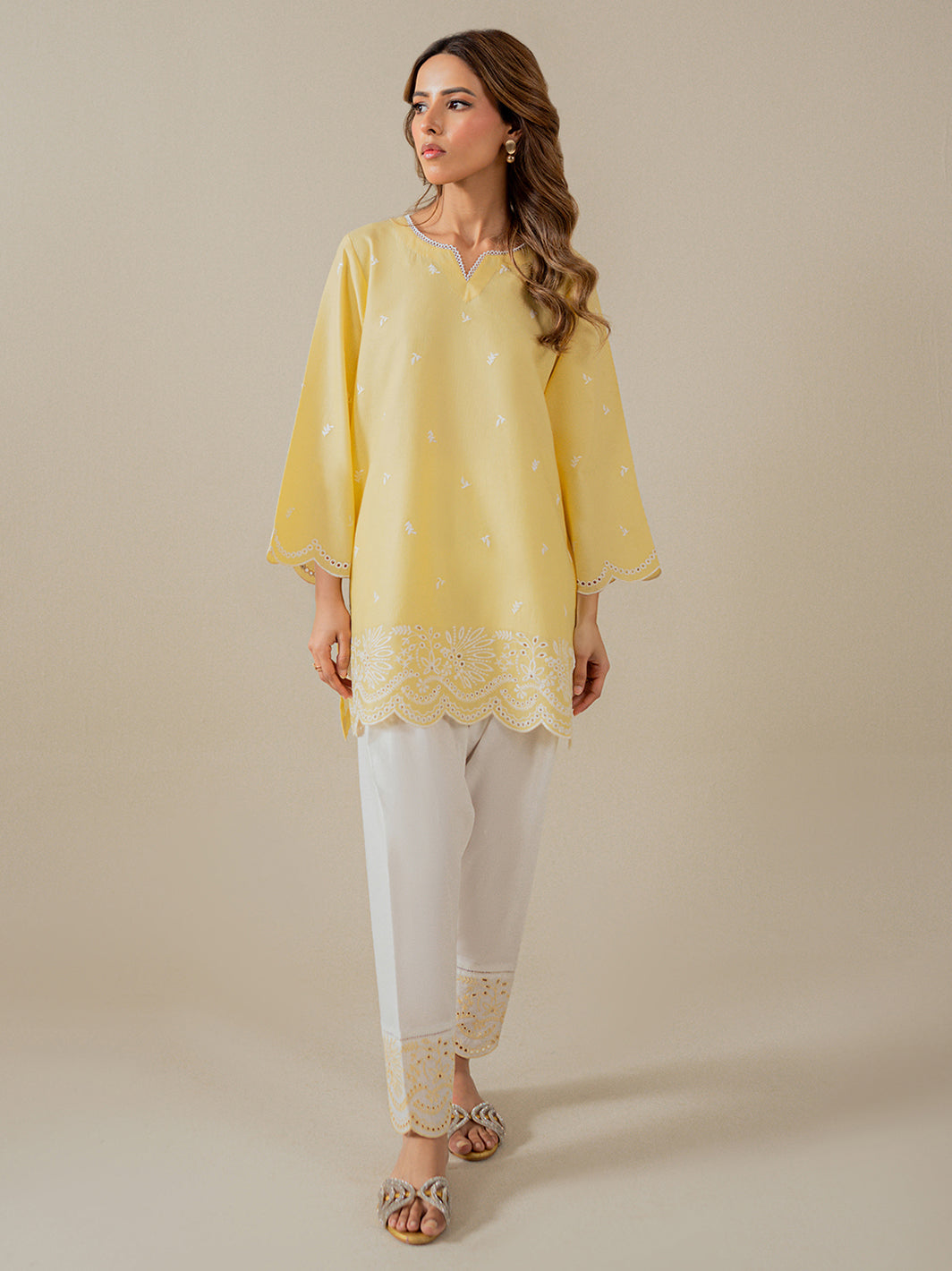 MELLOW- SLD08-25- 2Pc Embroidered Set