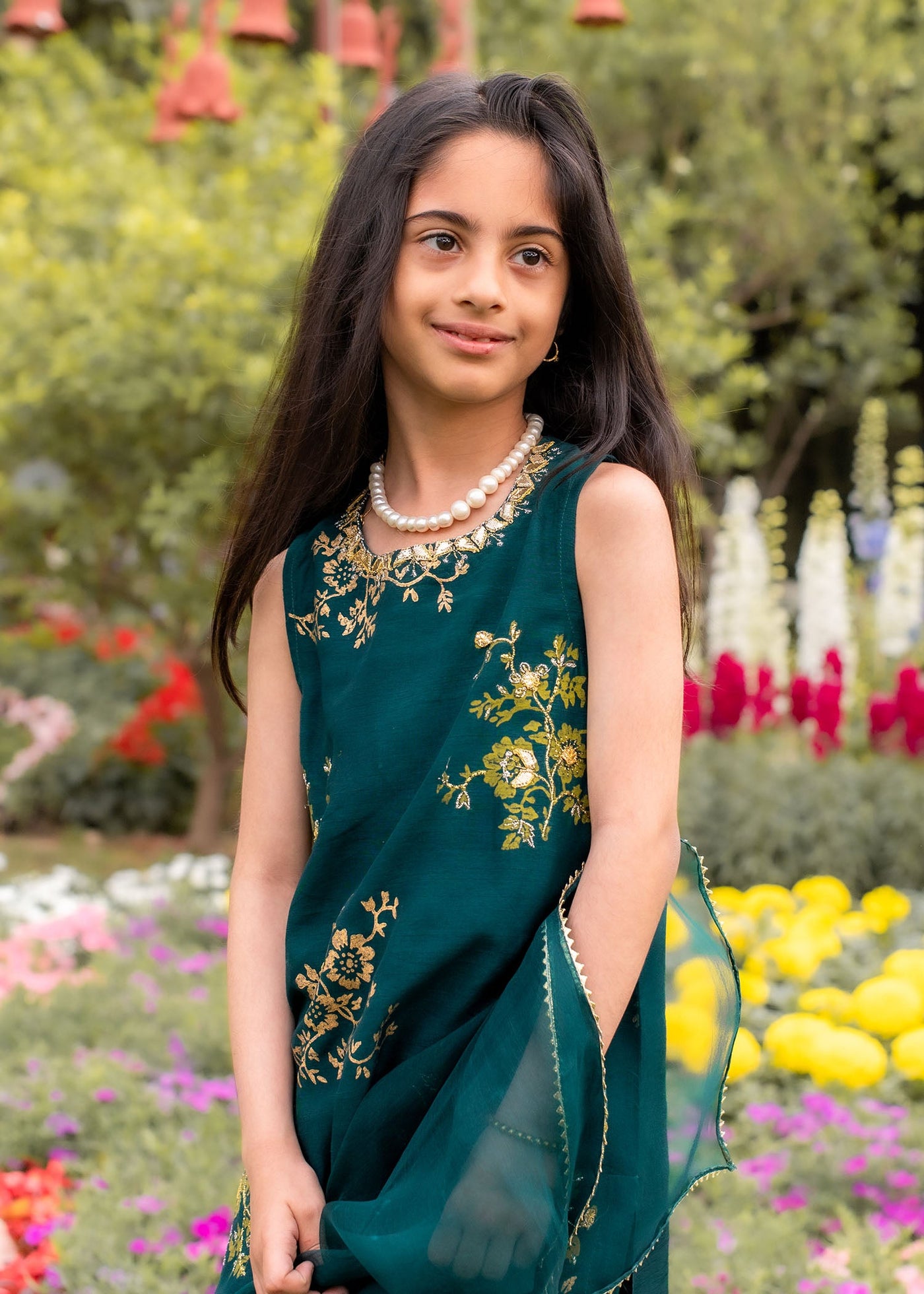 https://cdn.shopify.com/s/files/1/3006/7522/files/kidsvol2_35.jpg?v=1714214497