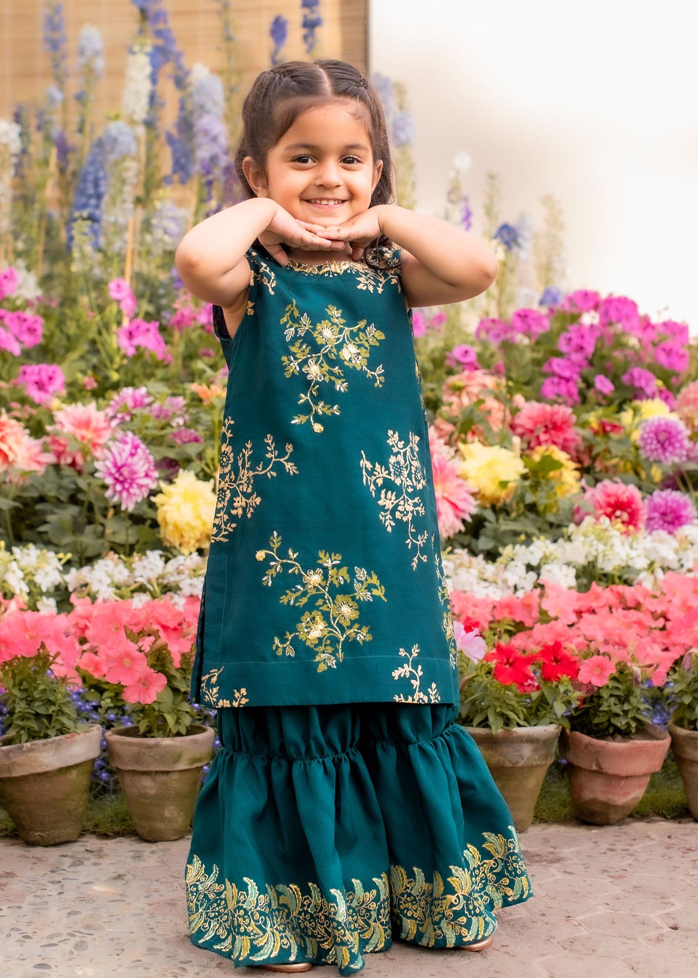 https://cdn.shopify.com/s/files/1/3006/7522/files/kidsvol2_42.jpg?v=1714214780