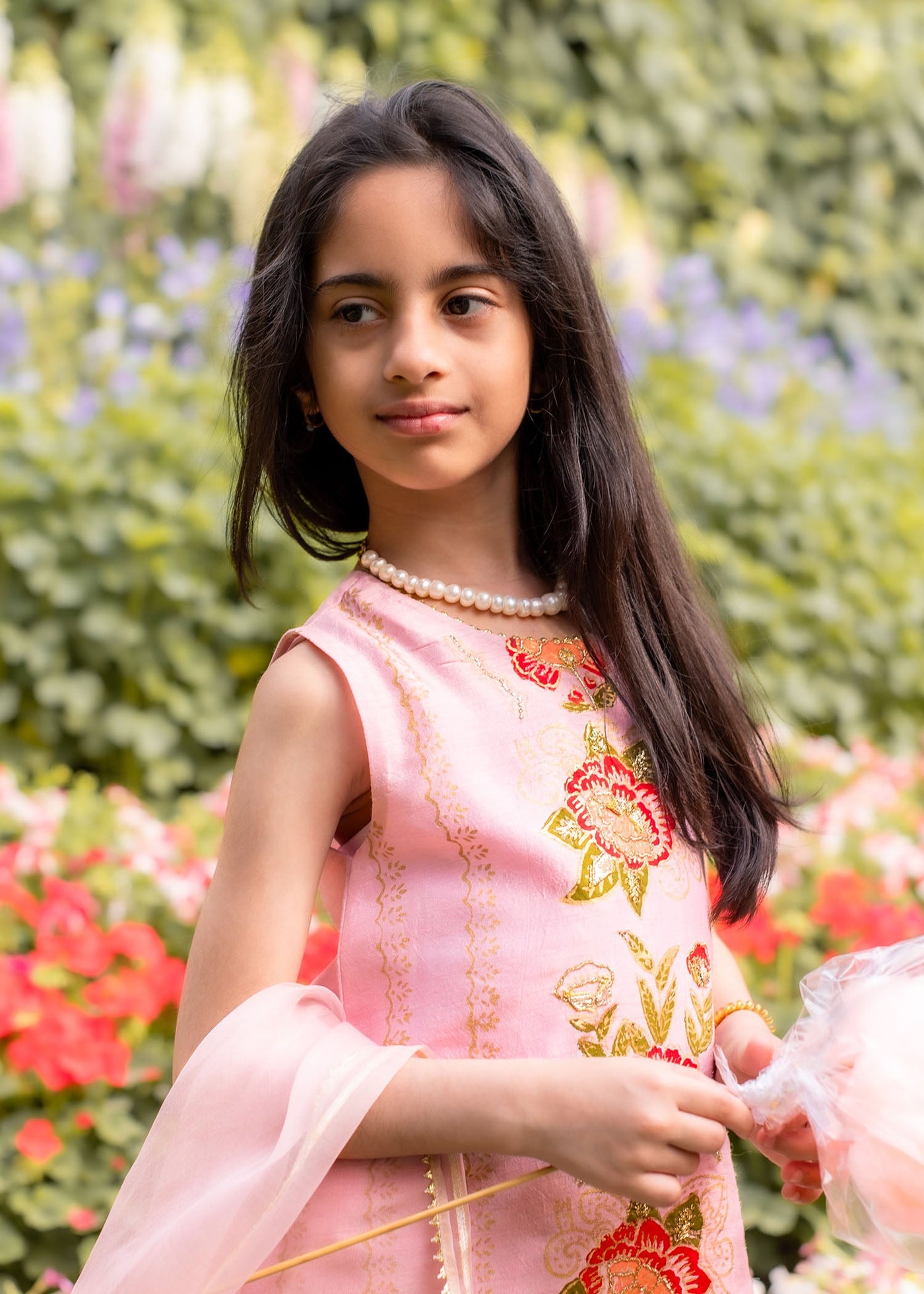 https://cdn.shopify.com/s/files/1/3006/7522/files/kidsvol2_4.jpg?v=1714378967