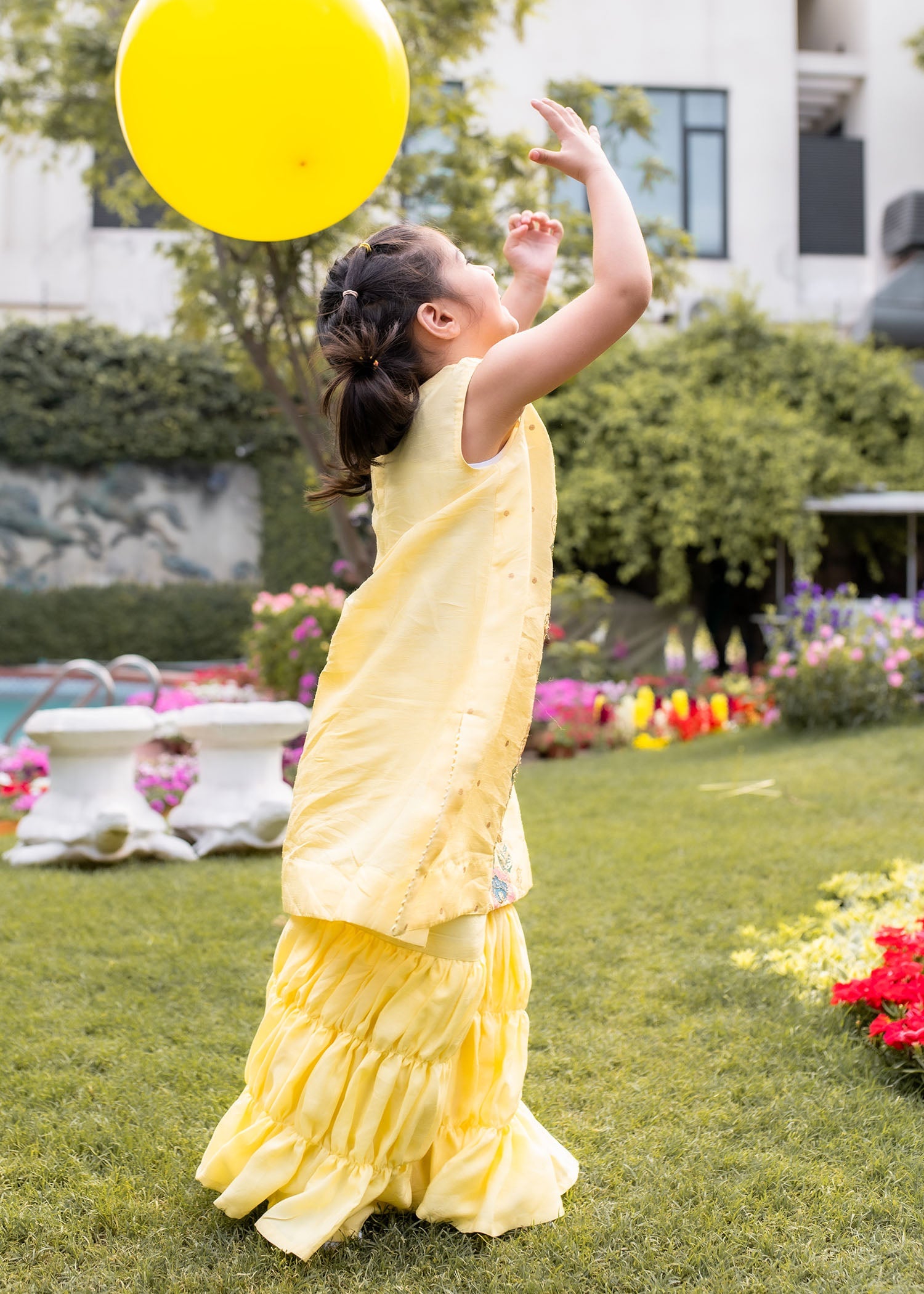 https://cdn.shopify.com/s/files/1/3006/7522/files/kidsvol2_74.jpg?v=1714215486