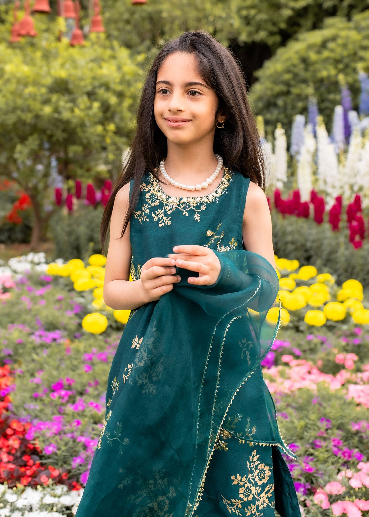 https://cdn.shopify.com/s/files/1/3006/7522/files/kidsvol2_94.jpg?v=1714214497