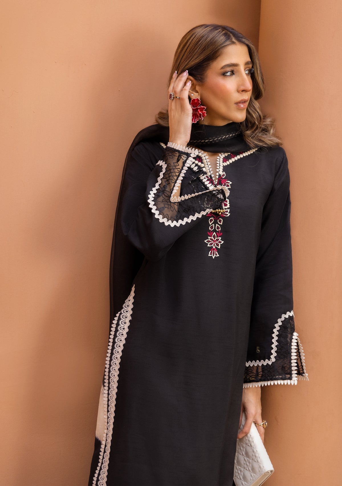 https://cdn.shopify.com/s/files/1/0676/8177/9968/files/kinazb3.jpg?v=1740498571