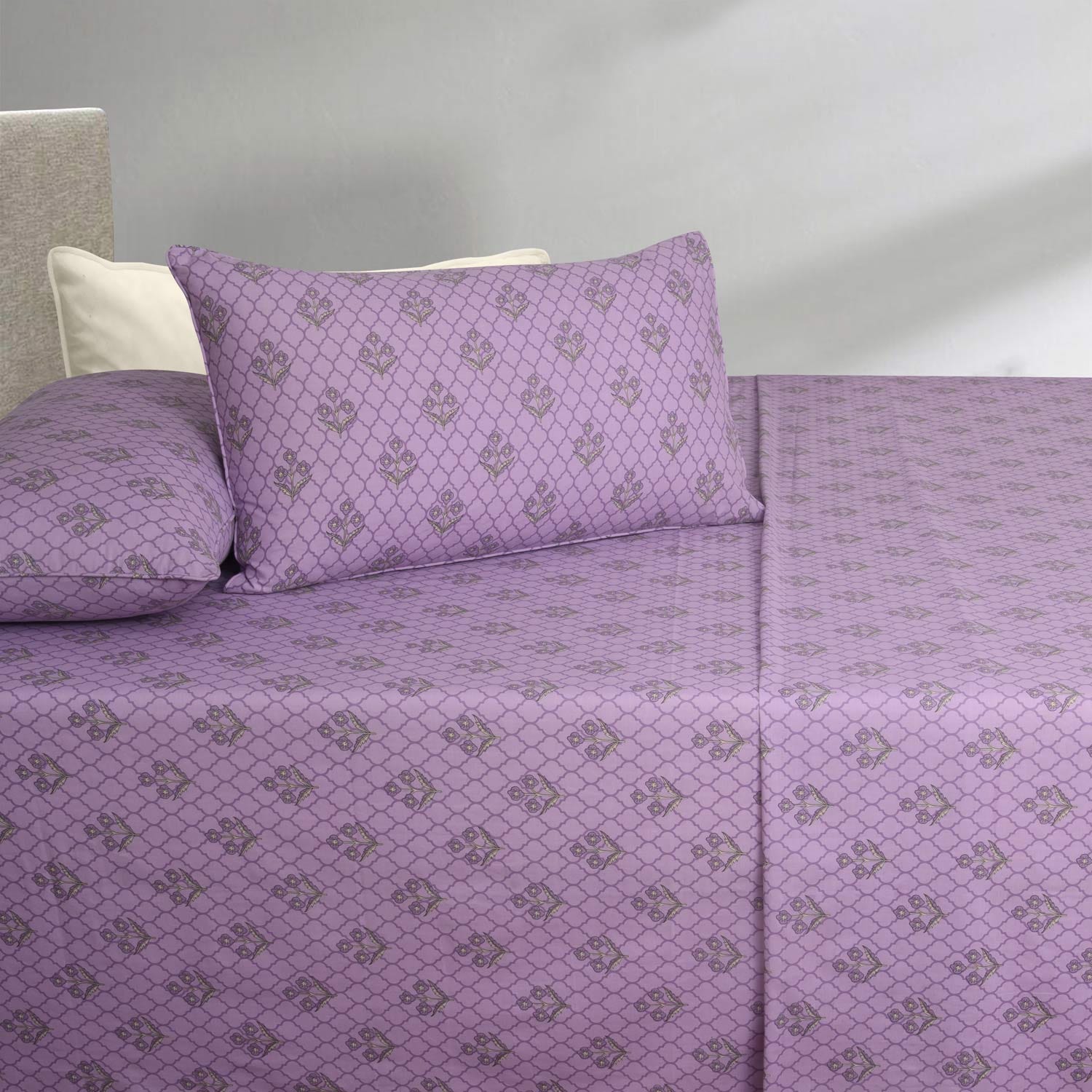 https://cdn.shopify.com/s/files/1/0706/3253/8159/files/lavender_bloom_sheetset_002.jpg?v=1758373497