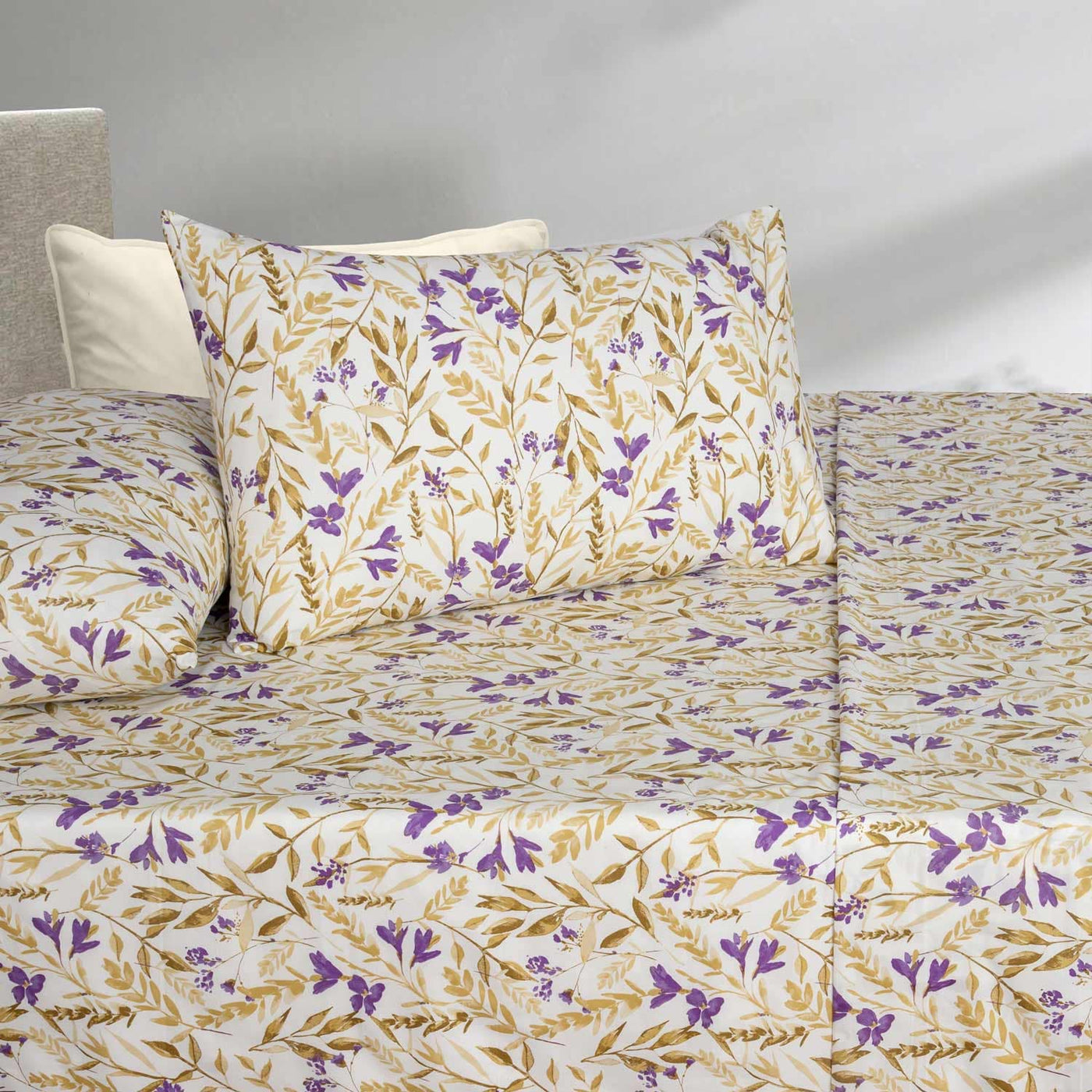 https://cdn.shopify.com/s/files/1/0706/3253/8159/files/lavender_fall_sheetset_002.jpg?v=1758373474