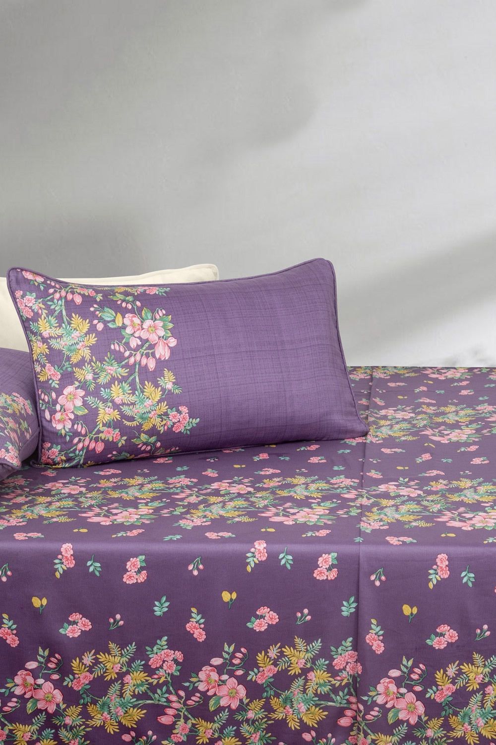 https://cdn.shopify.com/s/files/1/0706/3253/8159/files/lavender_mist_sheet_set_002.jpg?v=1758373682