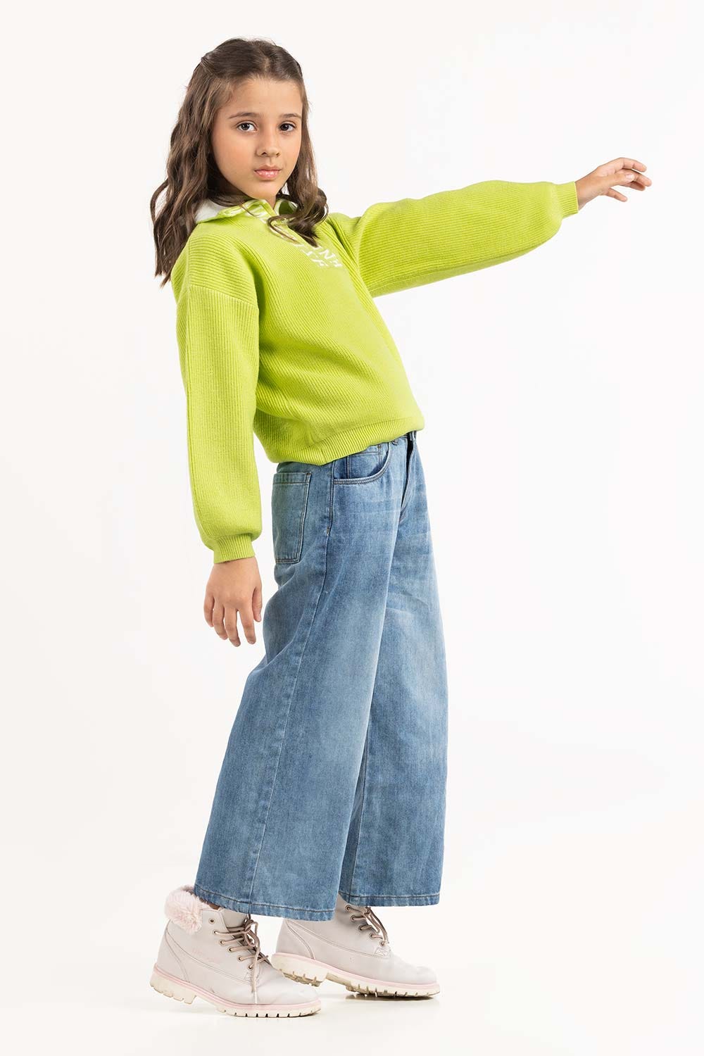 https://cdn.shopify.com/s/files/1/0706/3253/8159/files/light_green_sweater_224-411-031_6.jpg?v=1758454763