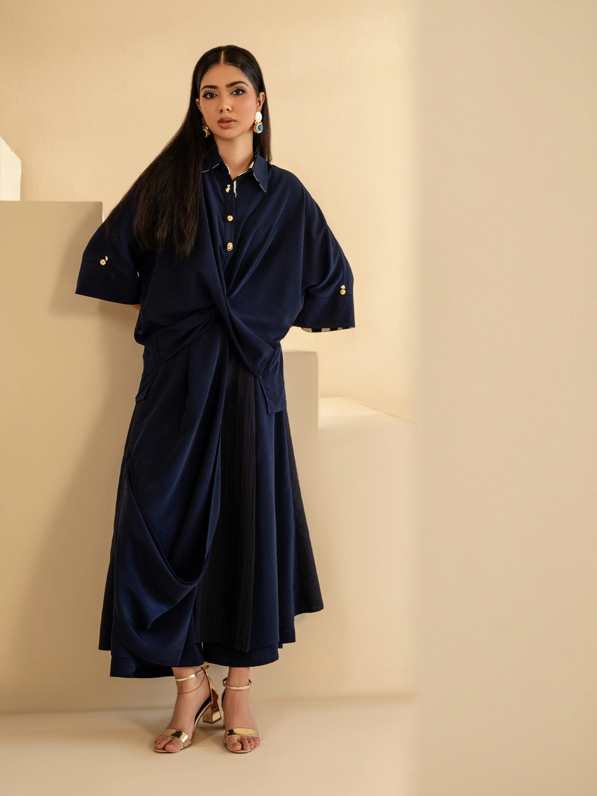 Lea '26 - Livia - Navy Blue