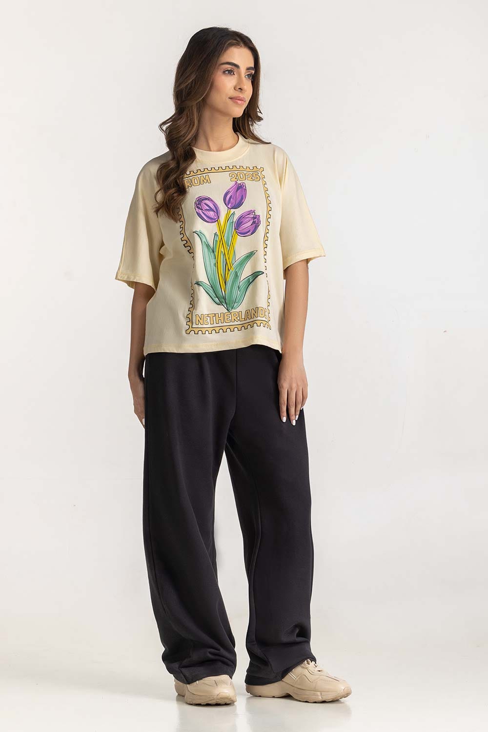 Loose Fit Graphic Tee
