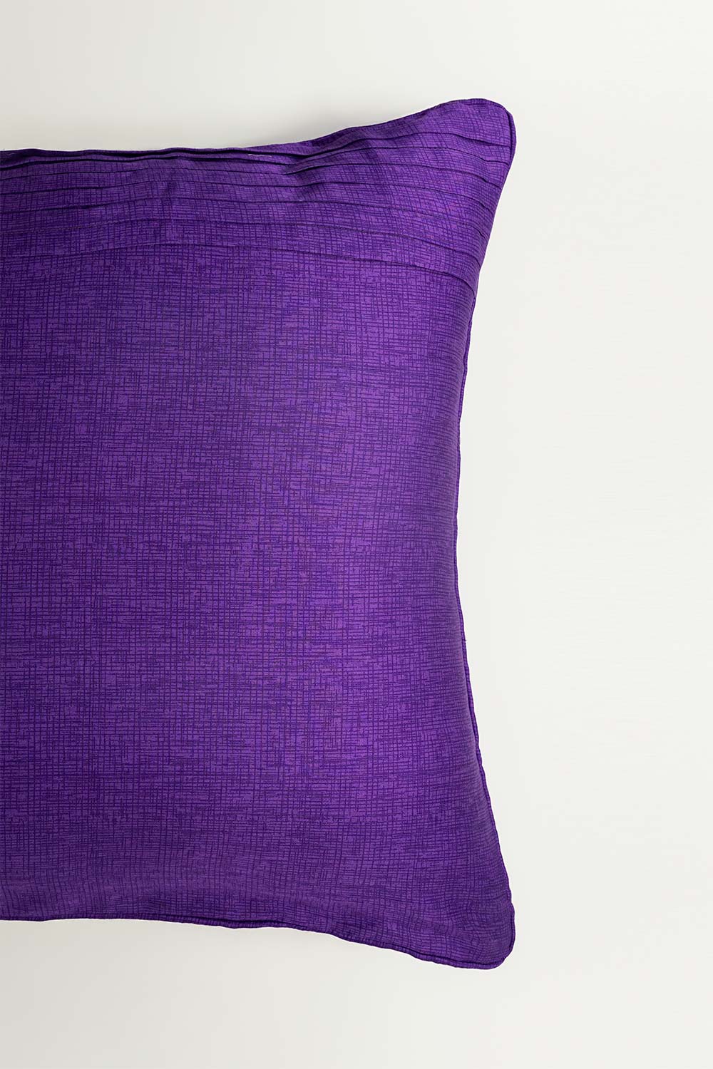 https://cdn.shopify.com/s/files/1/0706/3253/8159/files/lotus_t-200_euro_sham_cushion_cover_2.jpg?v=1758373451