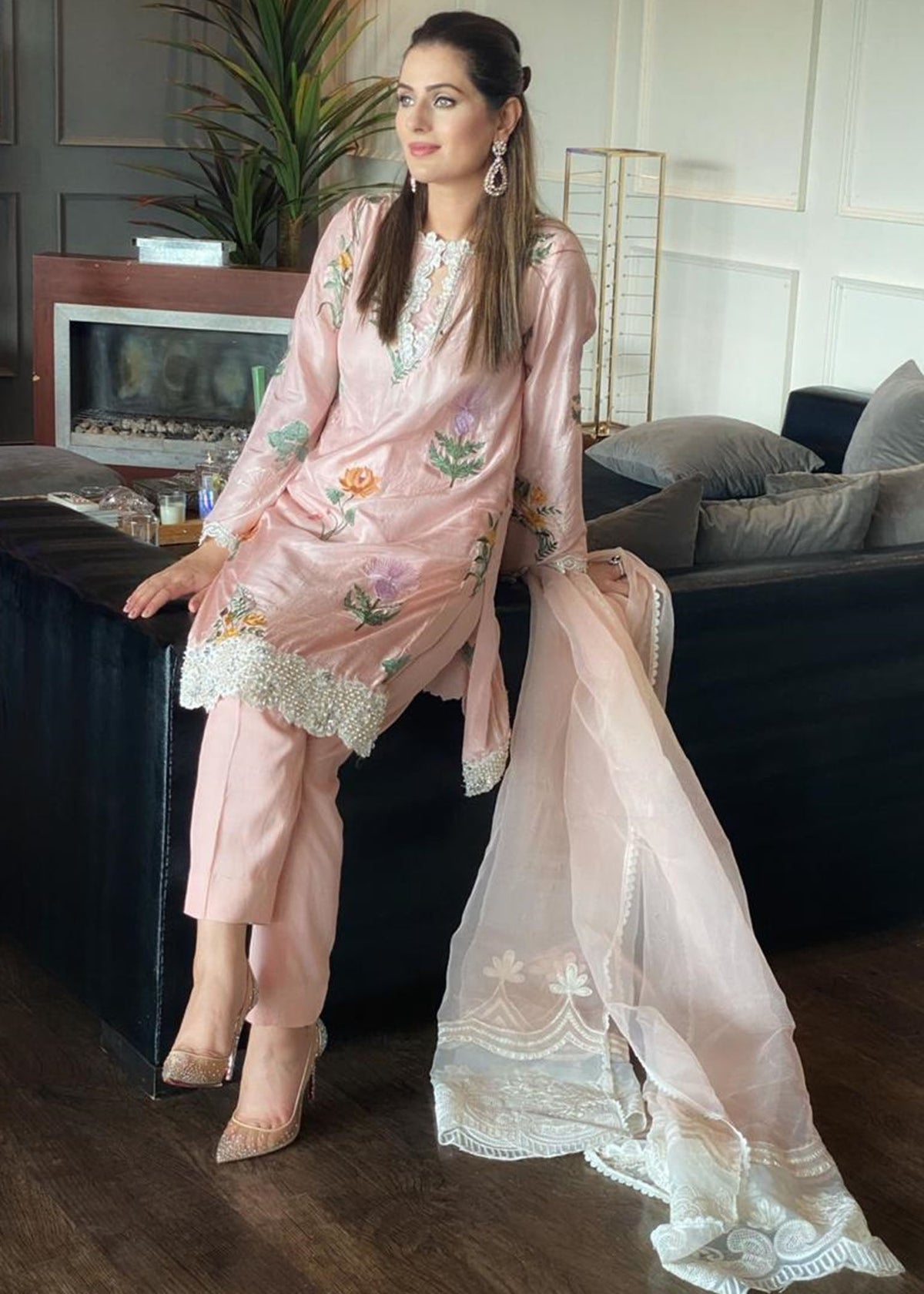 Saira Shakira