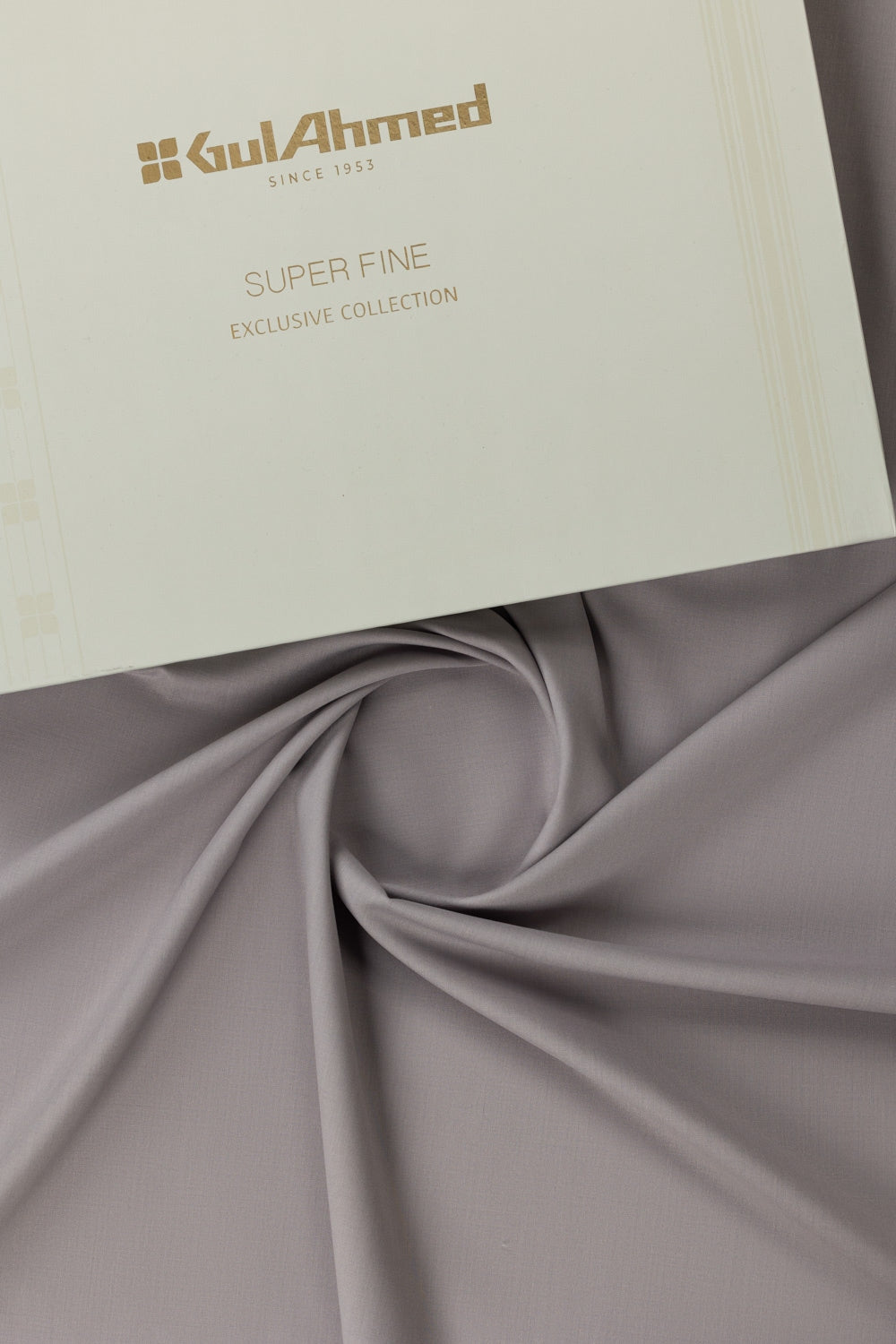 Luquia Unstitched Fabric Blended With Gift Box