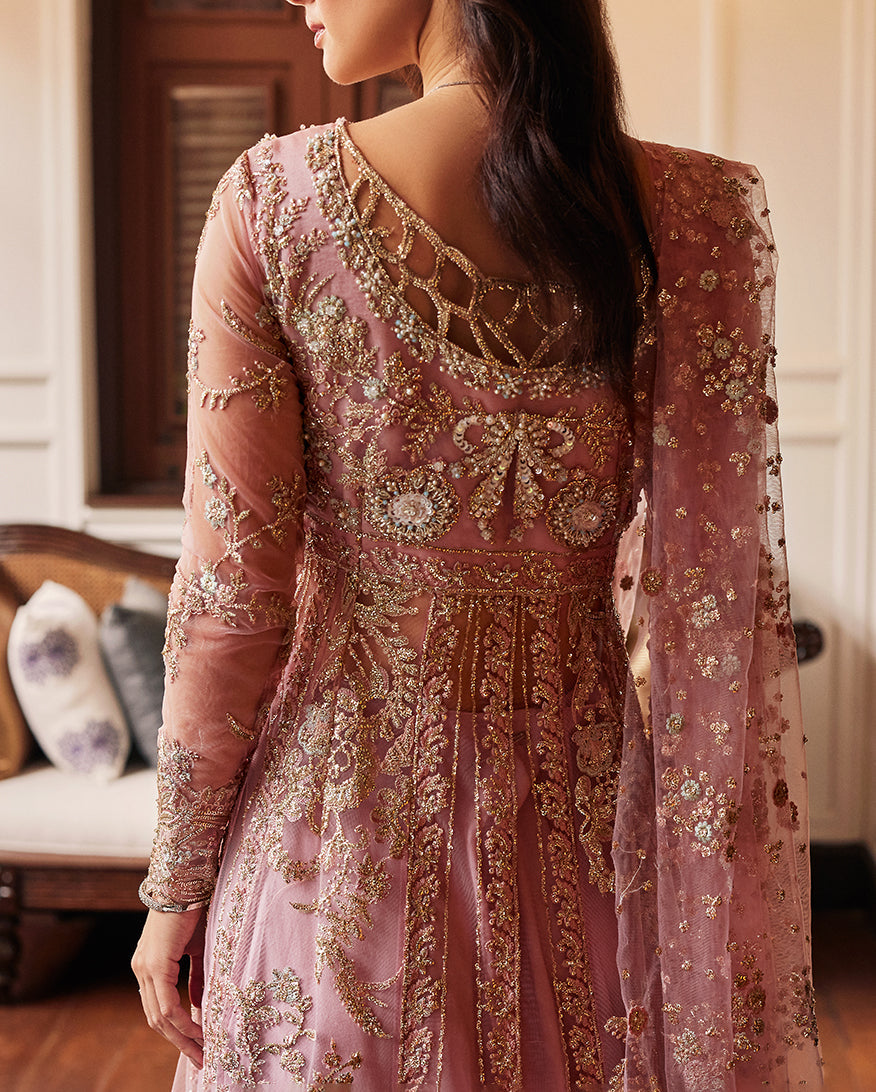 https://cdn.shopify.com/s/files/1/0539/7318/8776/files/luster_4.jpg?v=1761916701