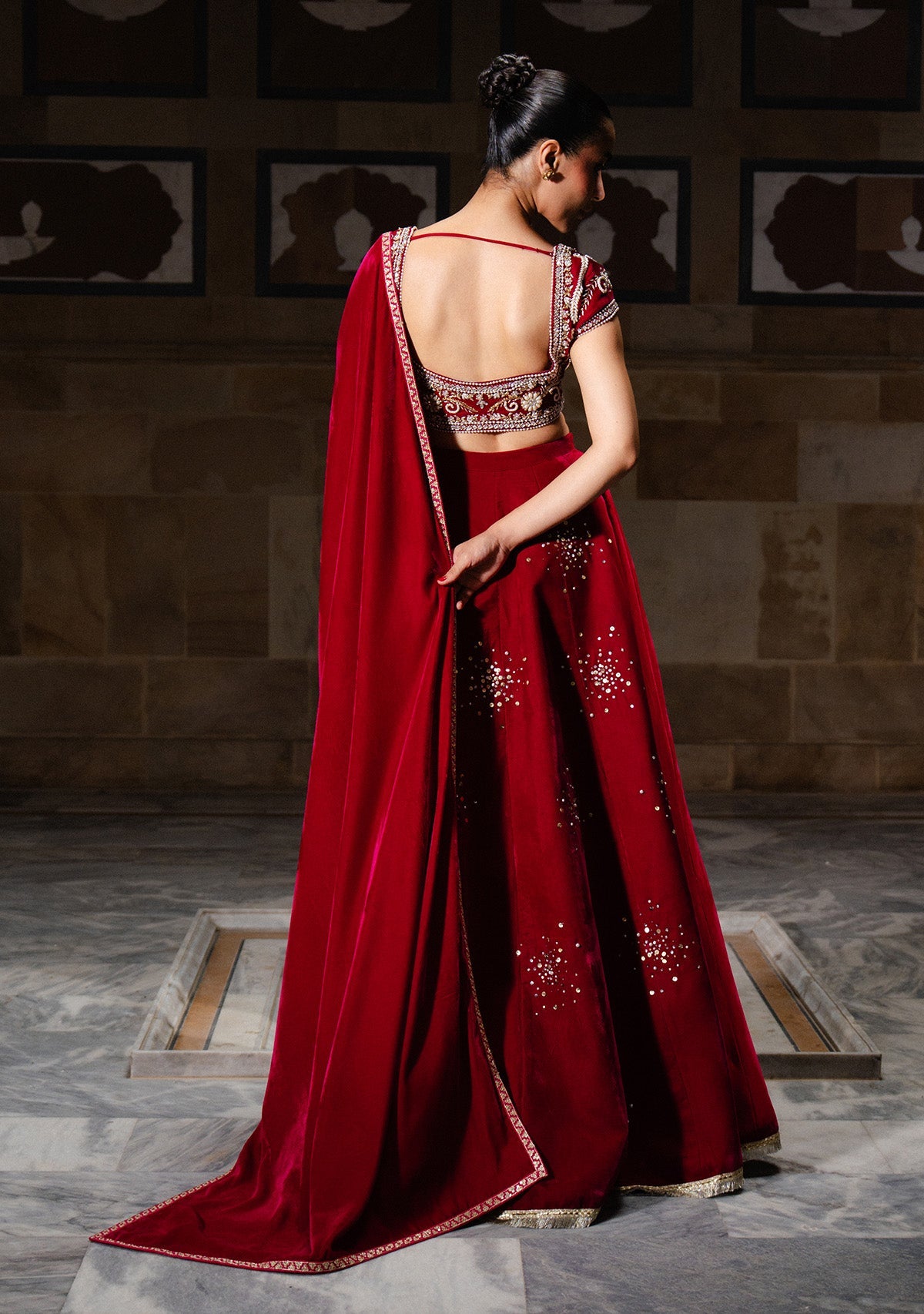 https://cdn.shopify.com/s/files/1/0524/2070/6504/files/mahnaz3.jpg?v=1759748654