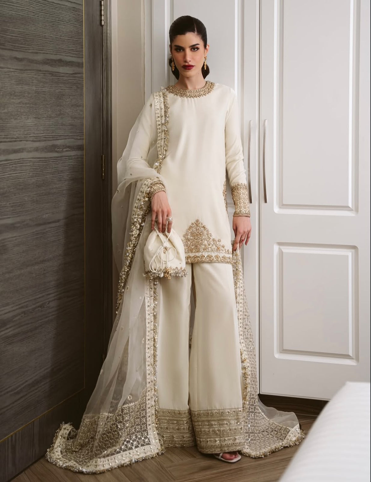 Ivory | Made by MAIRAZ