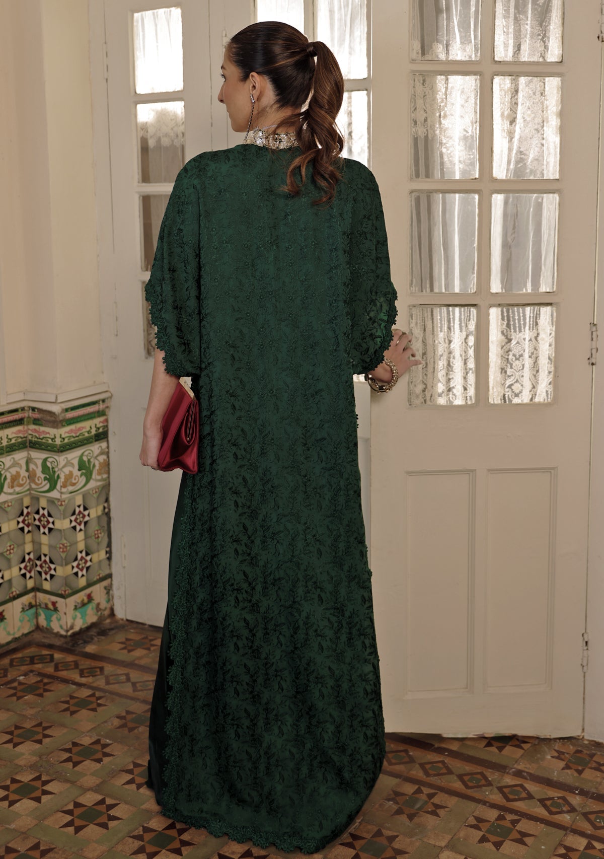 https://cdn.shopify.com/s/files/1/0524/2070/6504/files/malisaemerald3.jpg?v=1752563270