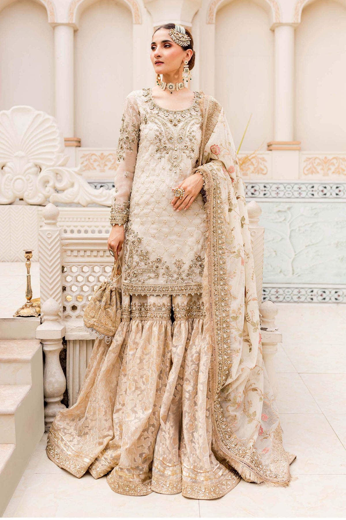 Maria B – MC-906 Ivory Gold Style