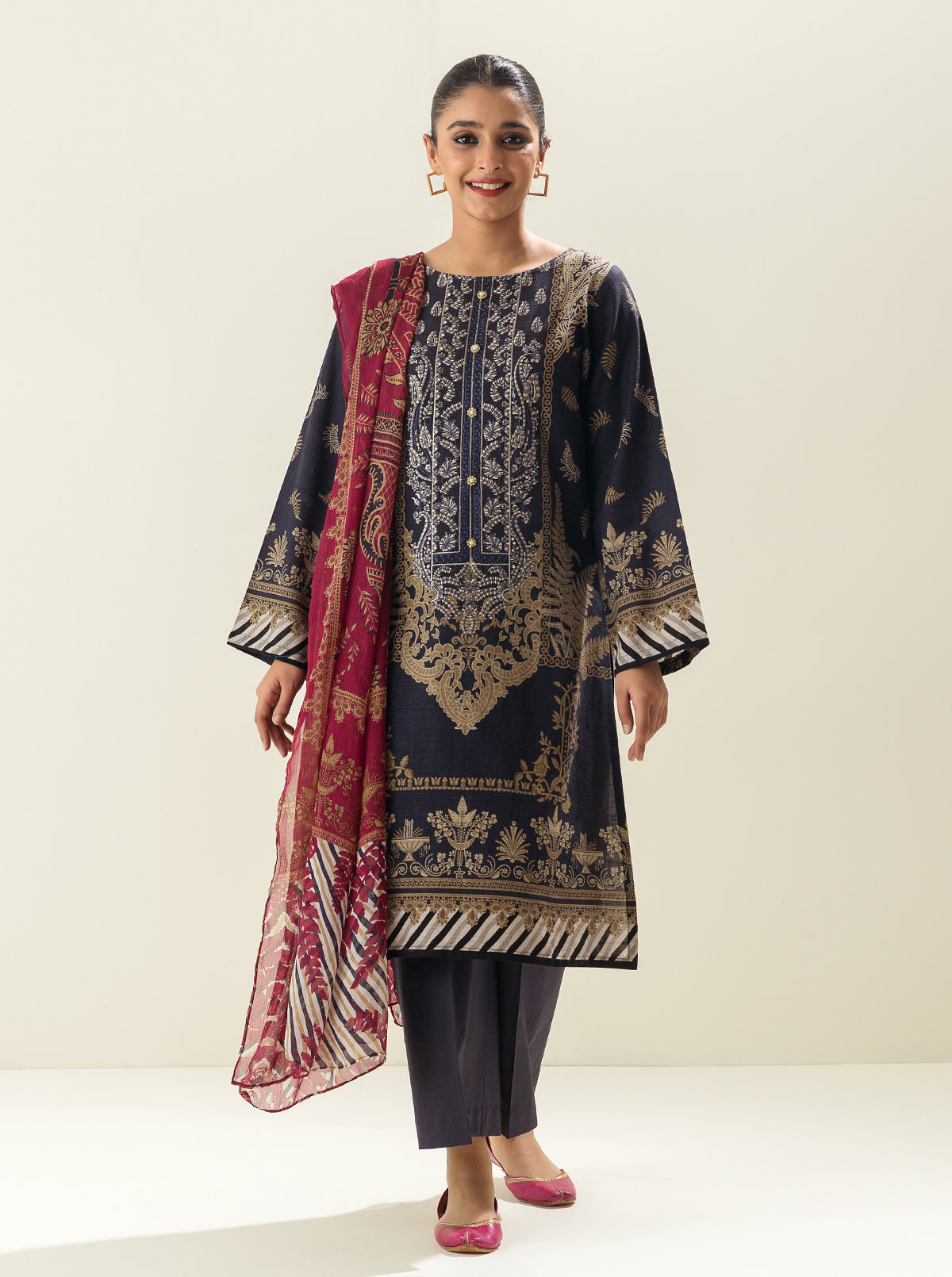3 Piece - Embroidered Khaddar Suit - Hinoki
