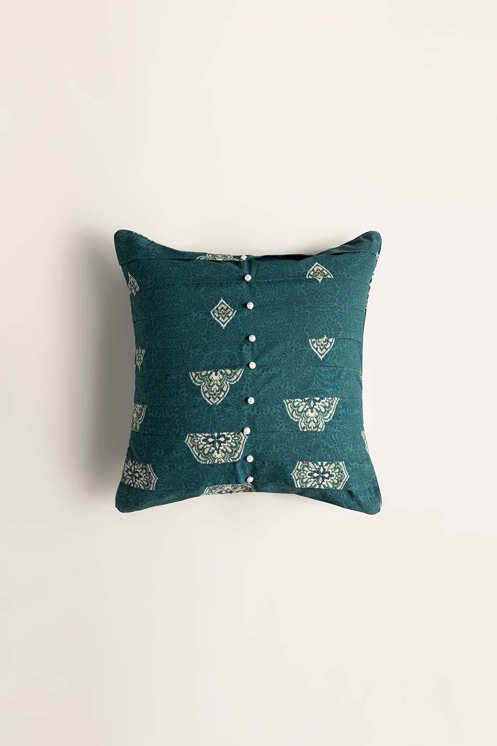 Medallion Gold T-150 Square Cushion Cover