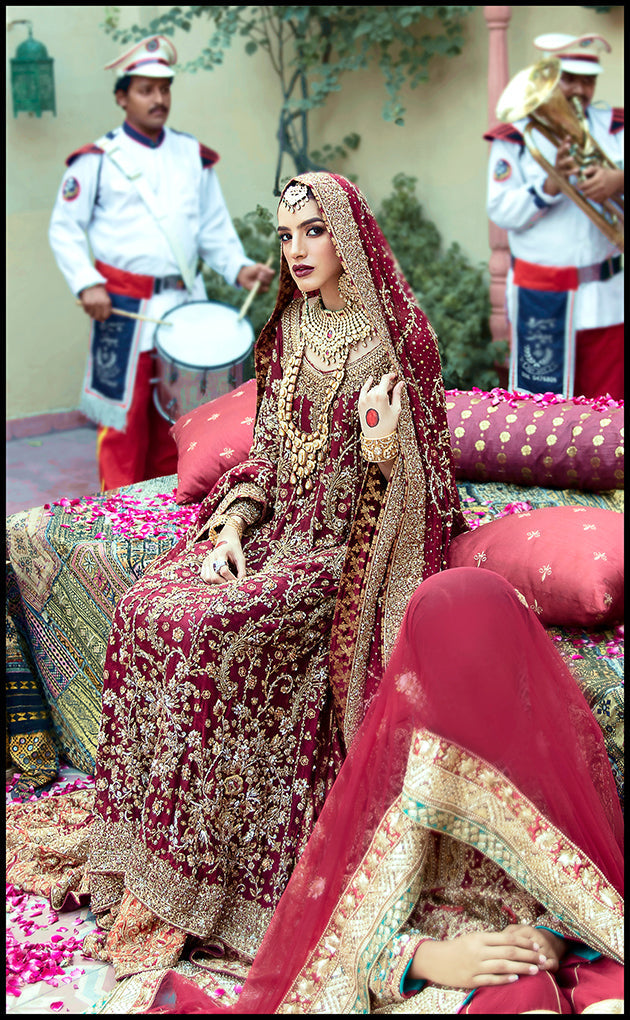 https://cdn.shopify.com/s/files/1/0560/5431/7229/products/mehr-u-nisa-bridal-325593.jpg?v=1664392565