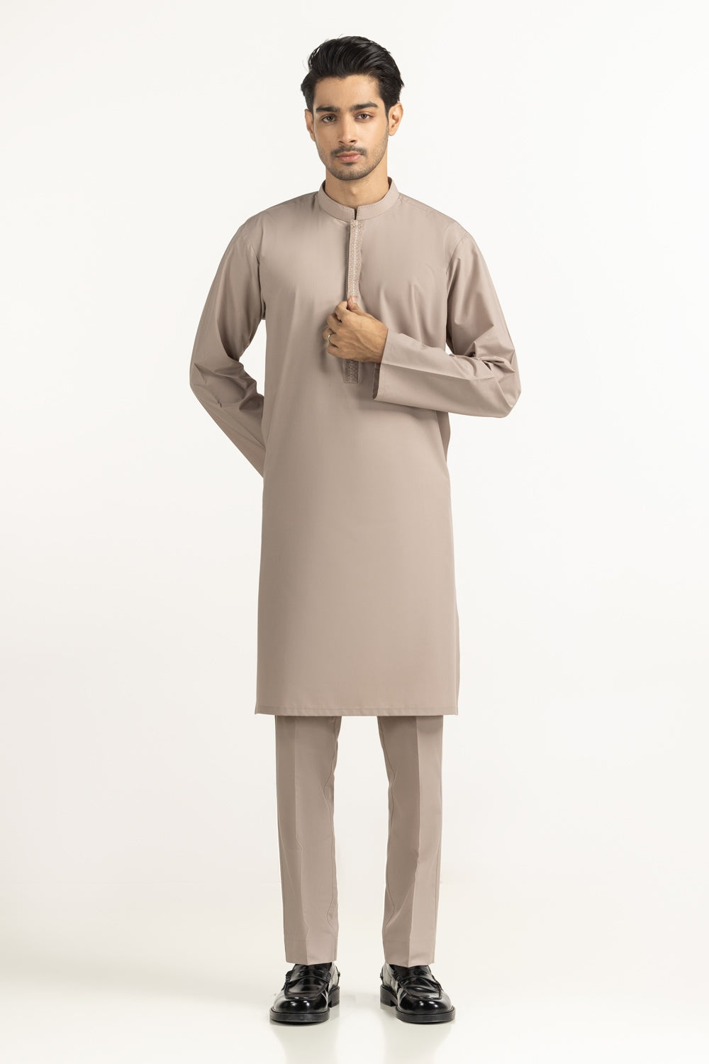 Regular Fit Styling Suits
