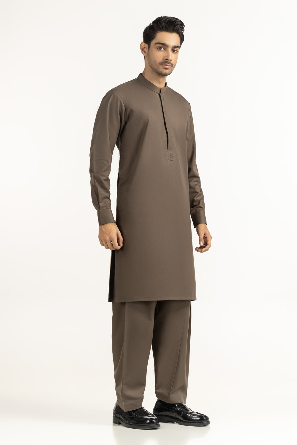 Regular Fit Styling Suits