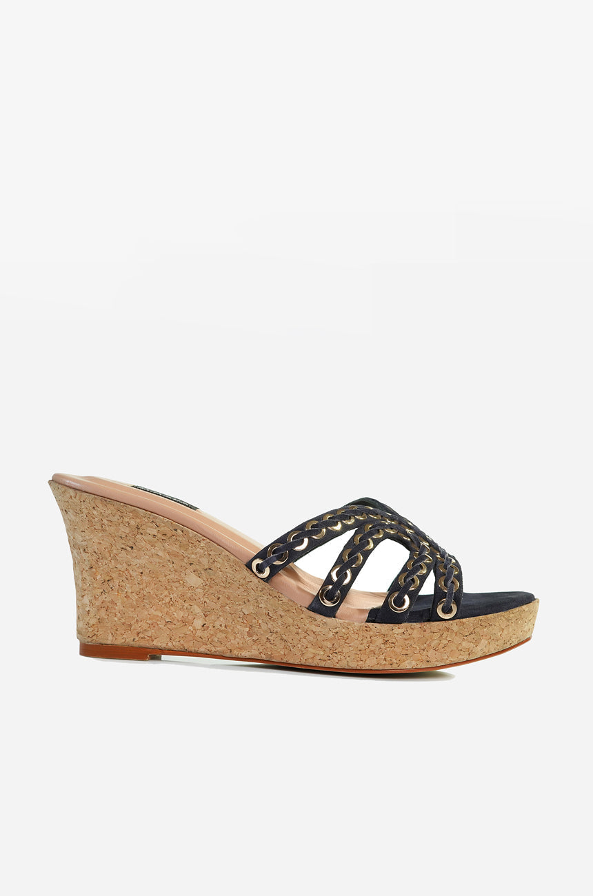 Zee Eyelet