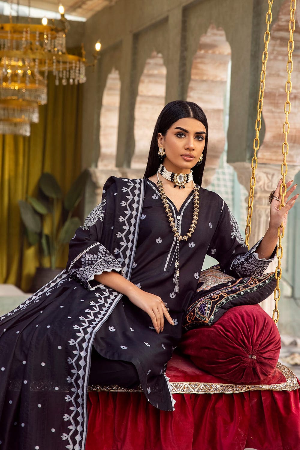 3 Piece Jacquard Embroidered Unstitched Suit with Dupatta and Inner